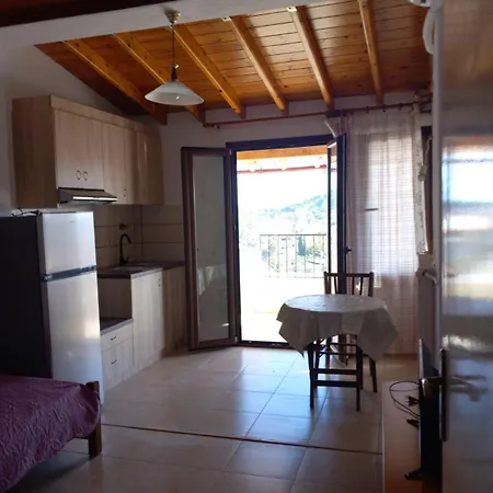 Katerinas Apartmens Skiathos Town Exterior photo